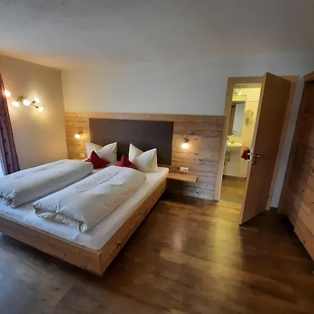 Haus Am Roemerweg Apartament Lermoos